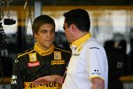 Vitaly Petrov (Renault) und Teamchef Eric Boullier 
