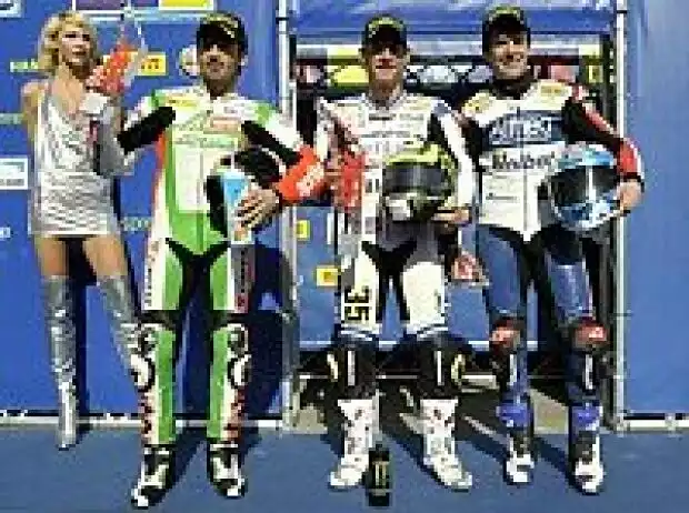 Max Biaggi und Cal Crutchlow und Carlos Checa Titel-Bild zur News: Max Biaggi und Cal Crutchlow und Carlos Checa