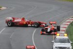 Fernando Alonso (Ferrari) wurde nach dem Start umgedreht und war Letzter