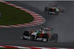 Vitantonio Liuzzi vor Adrian Sutil (Force India)