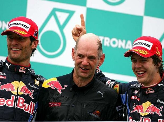 Titel-Bild zur News: Mark Webber, Adrian Newey und Sebastian Vettel