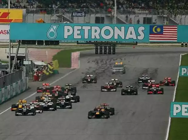 Titel-Bild zur News: Mark Webber, Sebastian Vettel