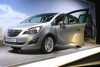 Bild zum Inhalt: AMI 2010: Der Opel Meriva gibt sein Deutschlanddebüt