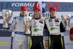 Edoardo Mortara (Signature), Marco Wittmann (Signature) und Alexander Sims (ART)