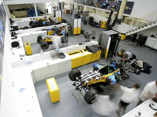 Titel-Bild zur News: Renault-Fabrik in Enstone