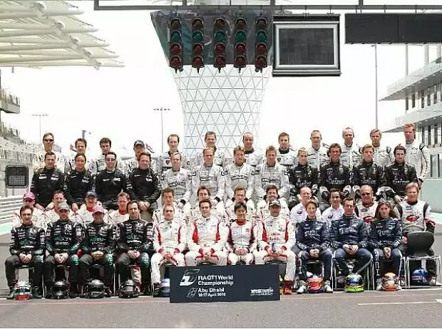 GT1-Starterfeld Titel-Bild zur News: GT1-Starterfeld