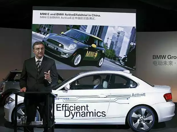 BMW Group Future Mobility Night, Peking Titel-Bild zur News: BMW Group Future Mobility Night, Peking