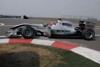Bild zum Inhalt: Mercedes: Bei den Reifen verkalkuliert?