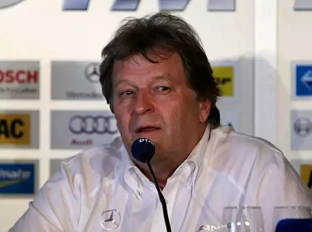 Norbert Haug (Mercedes-Motorsportchef) Titel-Bild zur News: Norbert Haug (Mercedes-Motorsportchef)
