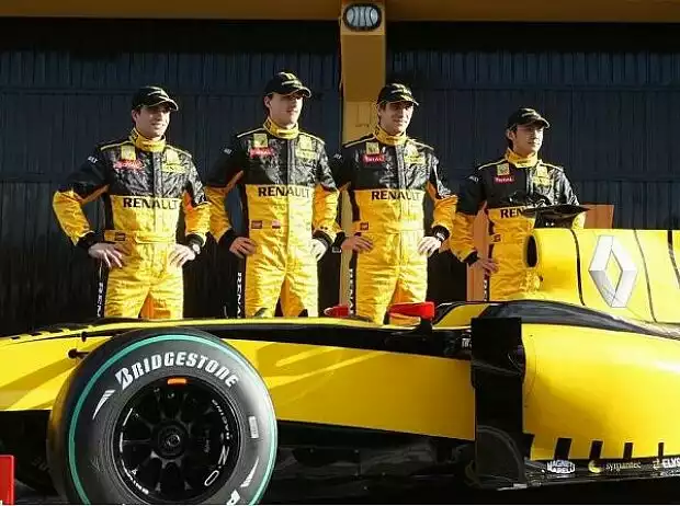 Jerome D'Ambrosio, Vitaly Petrov, Robert Kubica, Ho-Pin Tung Titel-Bild zur News: Jerome D'Ambrosio, Vitaly Petrov, Robert Kubica, Ho-Pin Tung
