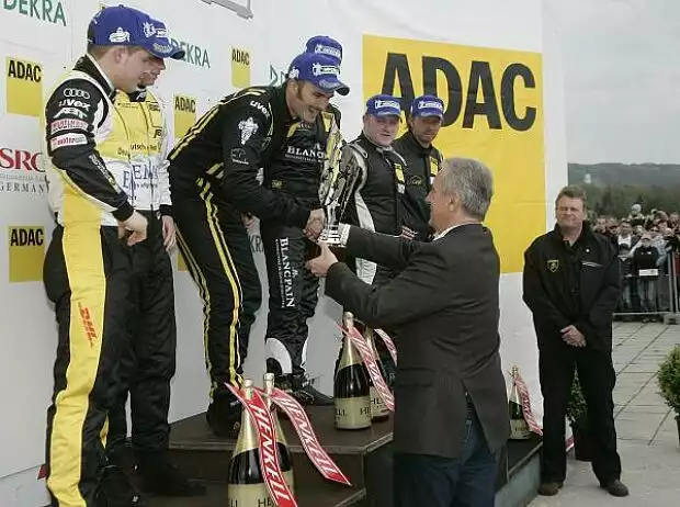 Siegerehrung zum ADAC GT Masters am Sachsenring Titel-Bild zur News: Siegerehrung zum ADAC GT Masters am Sachsenring