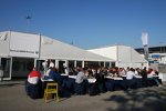 BBQ vor dem Formel BMW Zelt