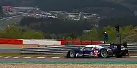 Bild zum Inhalt: Peugeot mit Doppelspitze im Warmup