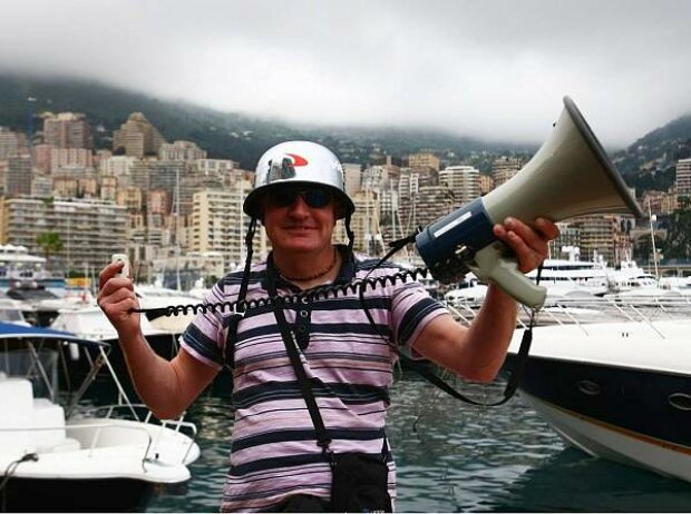Titel-Bild zur News: Fan im Hafen von Monte Carlo