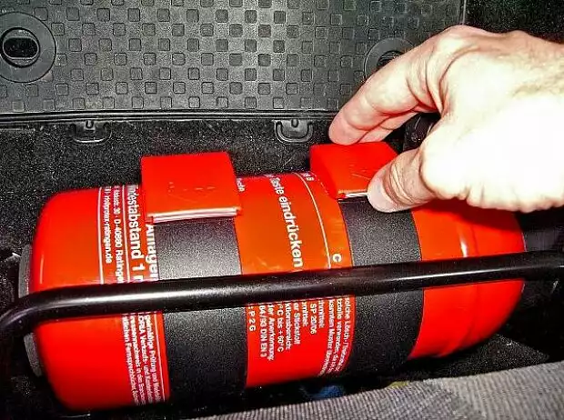 Feuerlöscher Titel-Bild zur News: Feuerlöscher