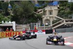 Bruno Senna (HRT) macht füt Mark Webber (Red Bull) Platz