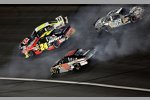 Massencrash: Mark Martin, Jeff Gordon, Dale Earnhardt Jr. (alle Hendrick) und Carl Edwards (Roush) 