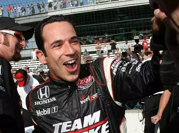 Helio Castroneves Titel-Bild zur News: Helio Castroneves