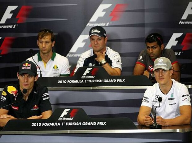 Titel-Bild zur News: Michael Schumacher, Jarno Trulli, Mark Webber, Rubens Barrichello, Karun Chandhok