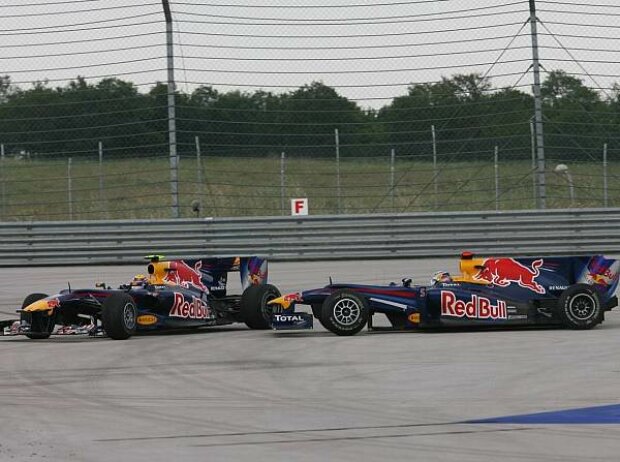 Mark Webber, Sebastian Vettel Mark Webber, Sebastian Vettel