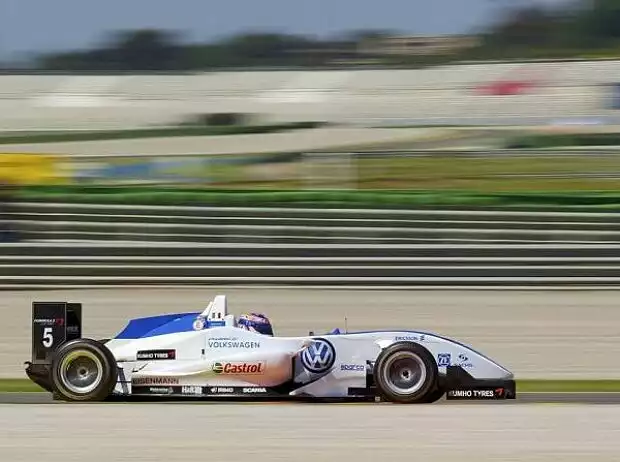 Edoardo Mortara Titel-Bild zur News: Edoardo Mortara
