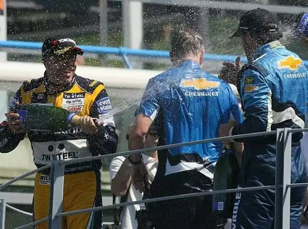 Tom Coronel, Robert Huff, Yvan Muller Titel-Bild zur News: Tom Coronel, Robert Huff, Yvan Muller