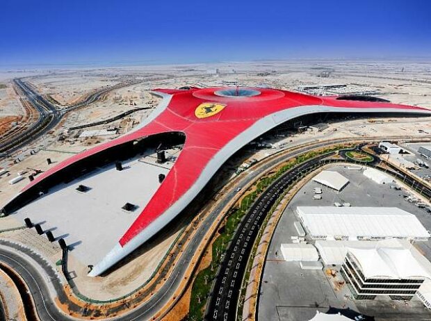 Titel-Bild zur News: Ferrari-Themenpark in Abu Dhabi