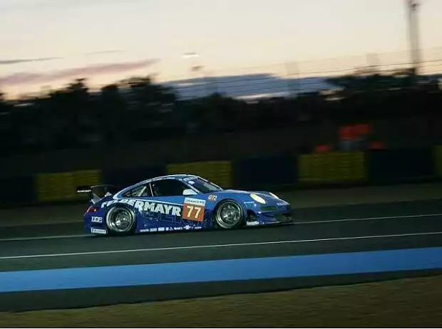 Porsche 911 von Wolf Henzler, Marc Lieb, Richard Lietz Titel-Bild zur News: Porsche 911 von Wolf Henzler, Marc Lieb, Richard Lietz