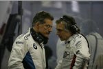 Mario Theissen (BMW Motorsport Direktor) im Gespräch mit Teammanager Charly Lamm