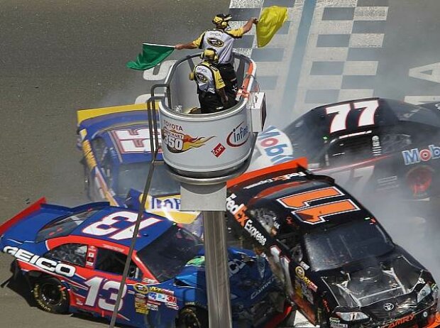 Max Papis, Denny Hamlin