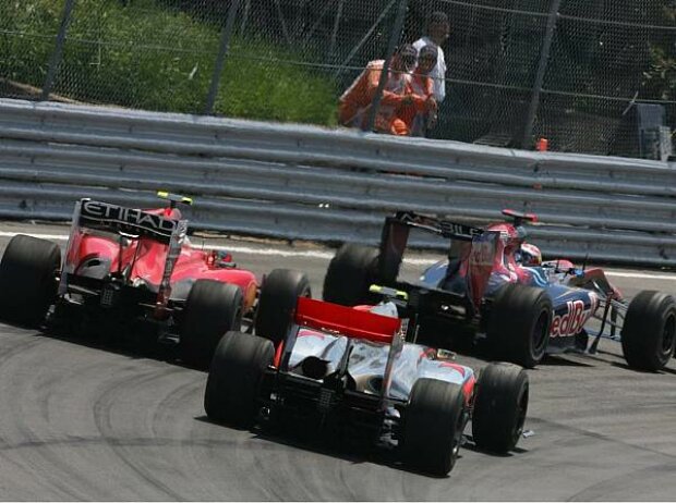 Sébastien Buemi, Lewis Hamilton, Fernando Alonso Sébastien Buemi, Lewis Hamilton, Fernando Alonso