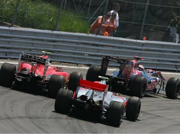 Sébastien Buemi, Lewis Hamilton, Fernando Alonso