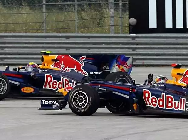 Mark Webber und Sebastian Vettel Titel-Bild zur News: Mark Webber und Sebastian Vettel