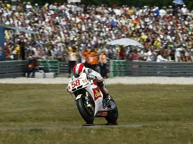 Marco Simoncelli Titel-Bild zur News: Marco Simoncelli