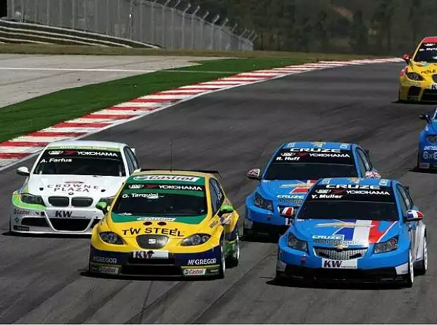 Yvan Muller, Gabriele Tarquini Titel-Bild zur News: Yvan Muller, Gabriele Tarquini
