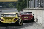 David Coulthard (Mücke-Mercedes) hinter Mike Rockenfeller (Phoenix-Audi) 