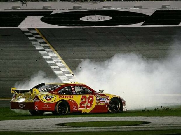 Kevin Harvick Kevin Harvick