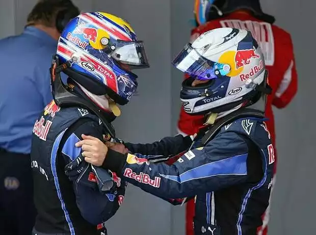 Mark Webber und Sebastian Vettel Titel-Bild zur News: Mark Webber und Sebastian Vettel
