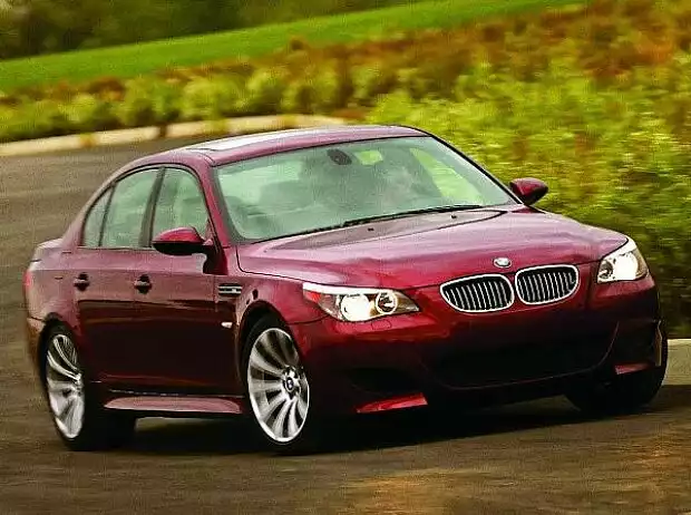 BMW M5 Titel-Bild zur News: BMW M5