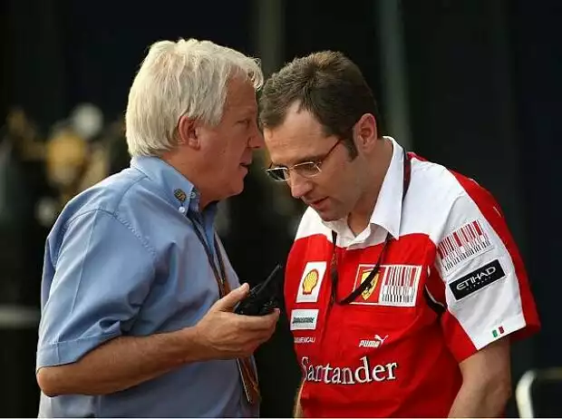 Charlie Whiting und Stefano Domenicali Titel-Bild zur News: Charlie Whiting und Stefano Domenicali
