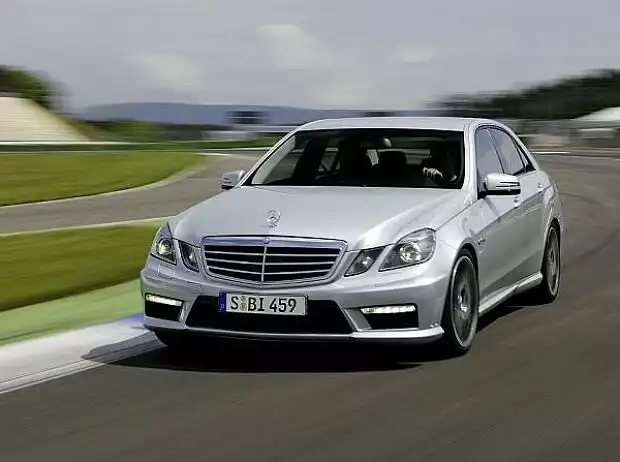 Titel-Bild zur News: Mercedes E63 AMG