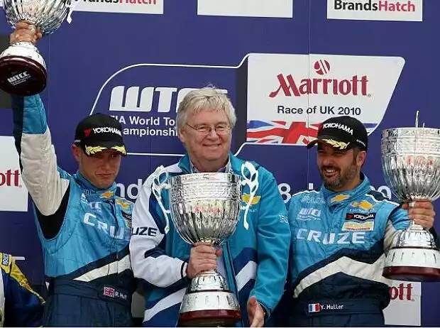 Yvan Muller, Robert Huff Titel-Bild zur News: Yvan Muller, Robert Huff