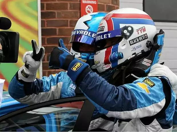 Yvan Muller, Robert Huff Titel-Bild zur News: Yvan Muller, Robert Huff