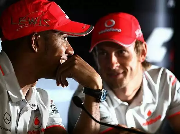 Jenson Button, Lewis Hamilton Titel-Bild zur News: Jenson Button, Lewis Hamilton