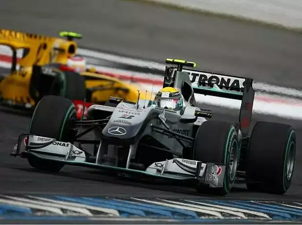 Nico Rosberg, Vitaly Petrov Titel-Bild zur News: Nico Rosberg, Vitaly Petrov