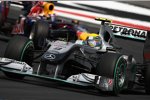 Mark Webber (Red Bull), Nico Rosberg (Mercedes) 