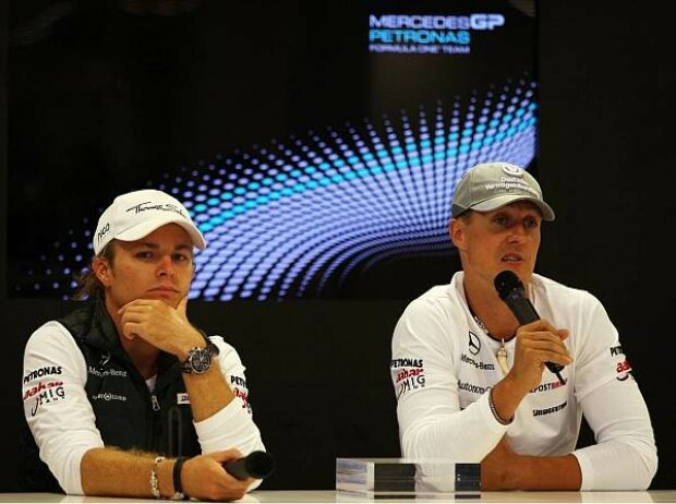Nico Rosberg und Michael Schumacher Nico Rosberg und Michael Schumacher