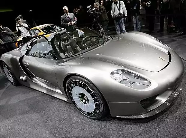 Porsche 918 Spyder Titel-Bild zur News: Porsche 918 Spyder