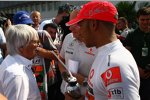 Bernie Ecclestone (Formel-1-Chef) und Lewis Hamilton (McLaren)
