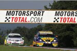 Tom Coronel (SR) vor Darryl O'Young (Bamboo) 